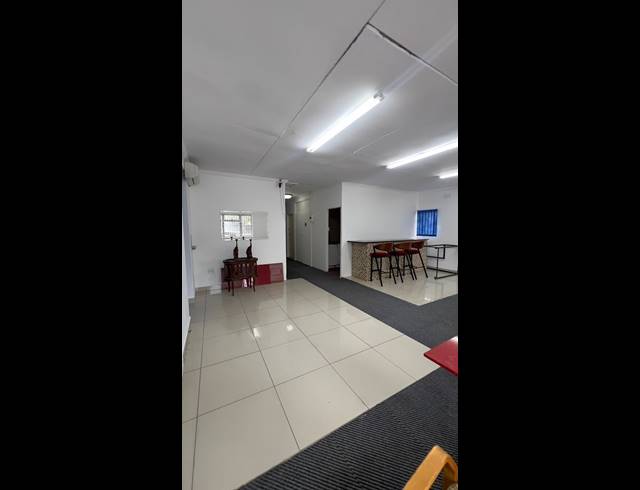 200M² OFFICE TO LET IN MORNINGSIDE
